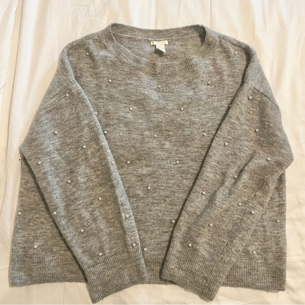 H&M Gray Beaded Pearl Wool Sweater. Size XL.